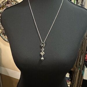Elegant Silver Necklace with Swarovski Crystals